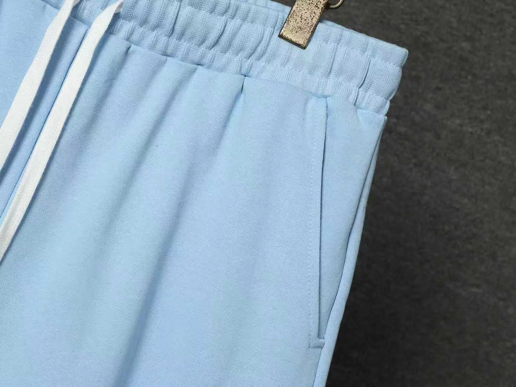 CASABLANCA Casa shorts Printing technology Original development Using gram custom terry fabric Upper body is comfortable Back pocket design Original turning details Made by domestic first-line brands Factory OEM Workmanship is impeccable Wash mark Main wheat Hang tag Complete packaging Sizes S.M.L.XL